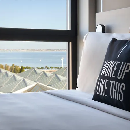 Hotel Moxy Oriente Lisboa