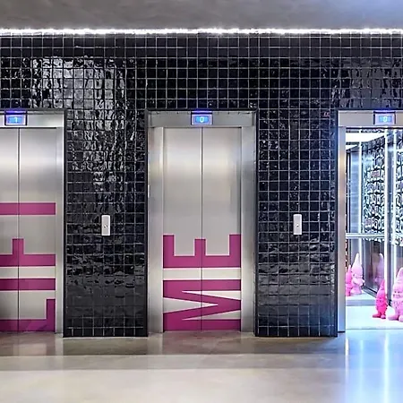 Hotel Moxy Oriente