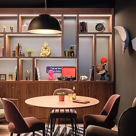 Moxy Oriente Hotel Lisboa