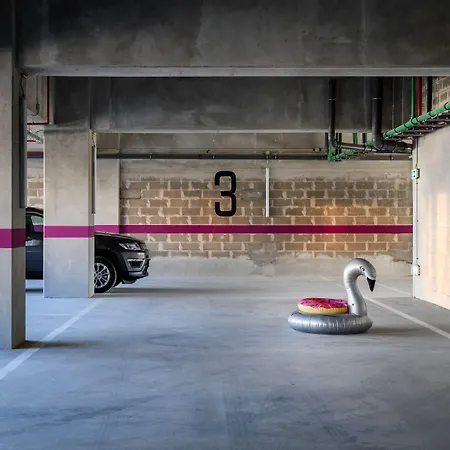 Moxy Oriente 3*